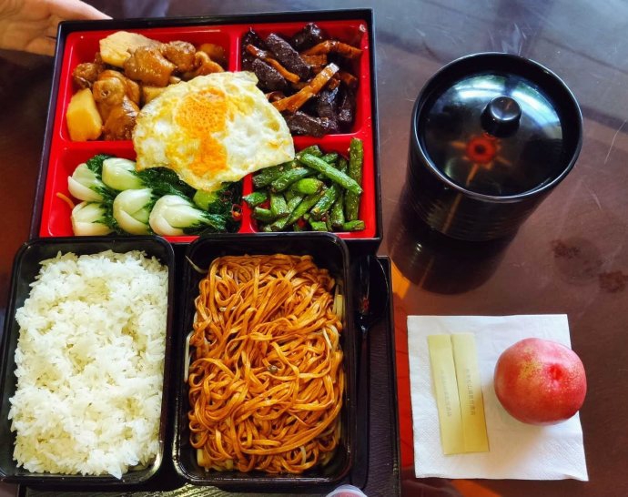 2球2助+4場(chǎng)全勝！那不勒斯中場(chǎng)安圭薩當選意甲1月最佳球員