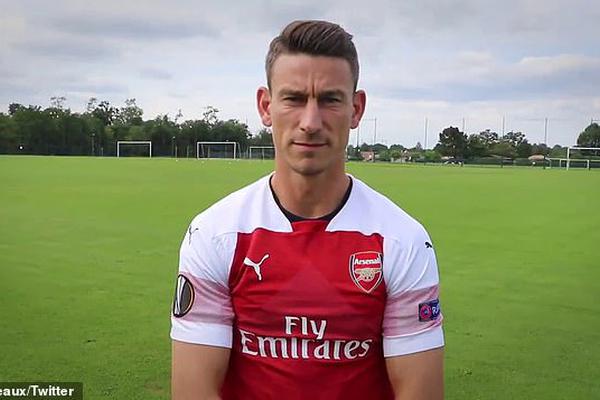 18歲341天，貝里瓦爾是自貝爾之后聯(lián)賽杯破門(mén)最年輕熱刺球員