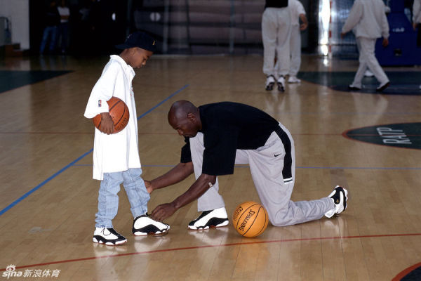 郵報：如果未能簽下馬倫，維拉有意引進(jìn)米蘭邊鋒丘庫埃澤