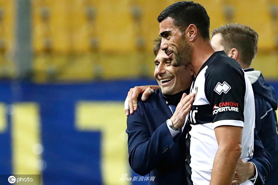 帕金斯：鮑威爾本賽季打出全明星表現是我萬(wàn)萬(wàn)沒(méi)想到的！