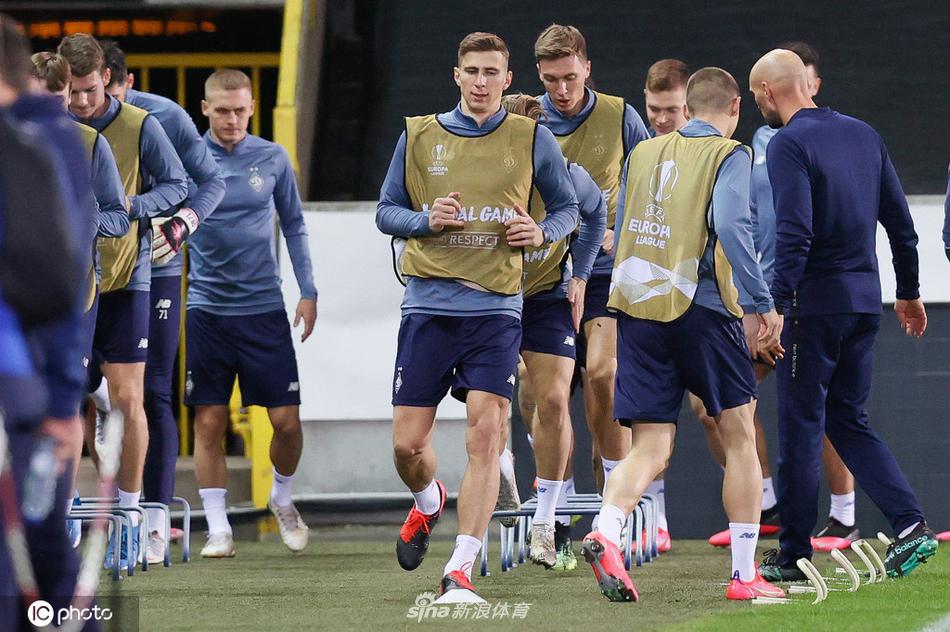 字母哥：雄鹿并非奪冠熱門(mén) 但我們會(huì )成為對手的致命威脅