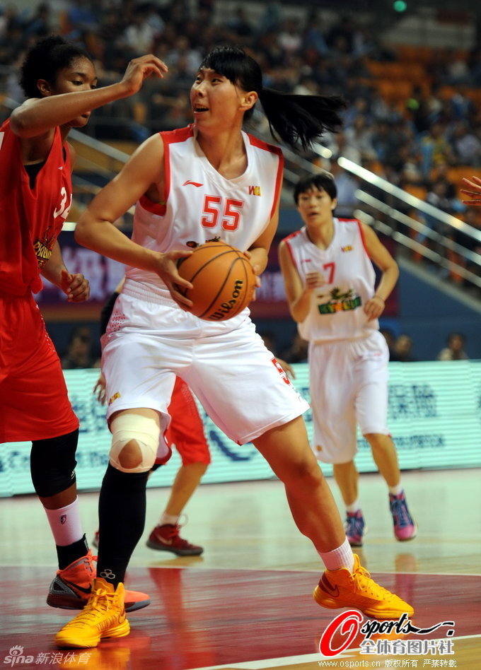 特雷·楊生涯前520場(chǎng)至少有1助攻 NBA歷史第八長(cháng)&保羅1380場(chǎng)第一