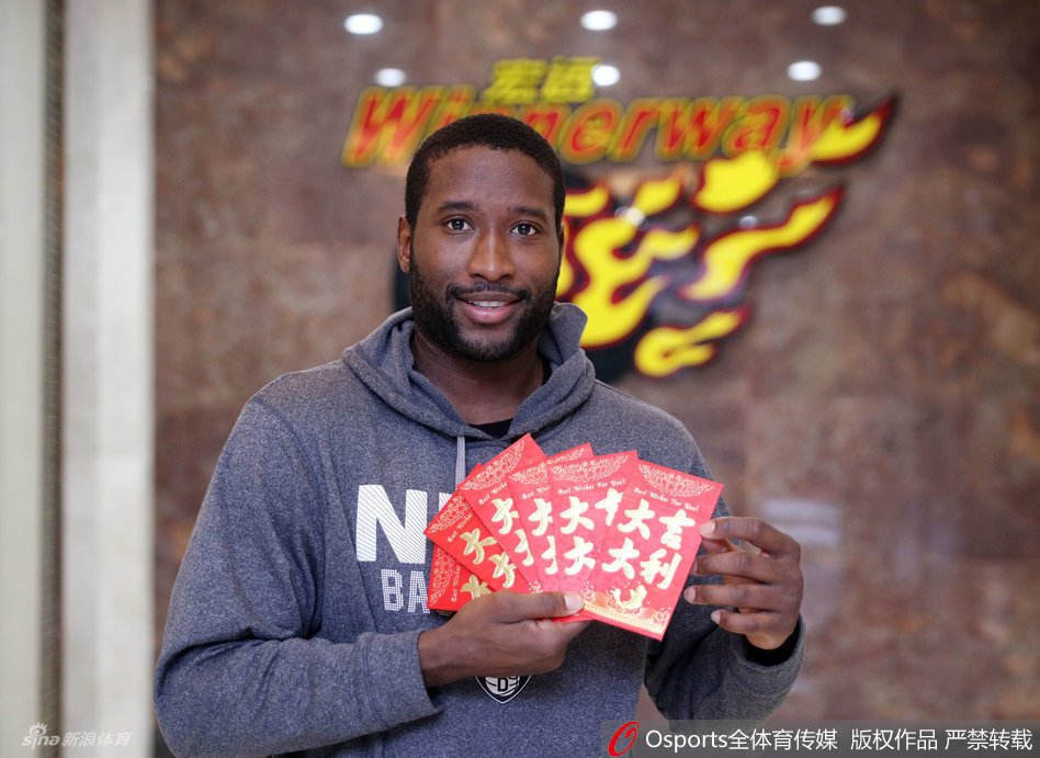 美記：愛(ài)德華茲和文班亞馬新生代佼佼者 兩人都是未來(lái)名人堂成員