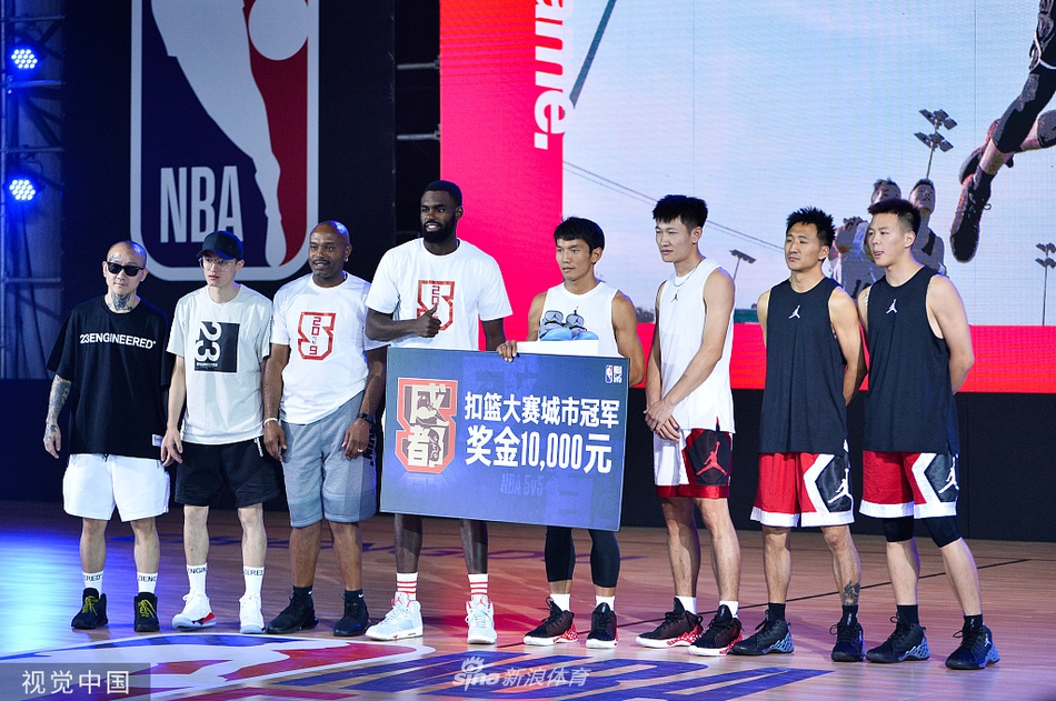 記者：基維奧爾周二去波爾圖的行程取消，雙方仍在談細節