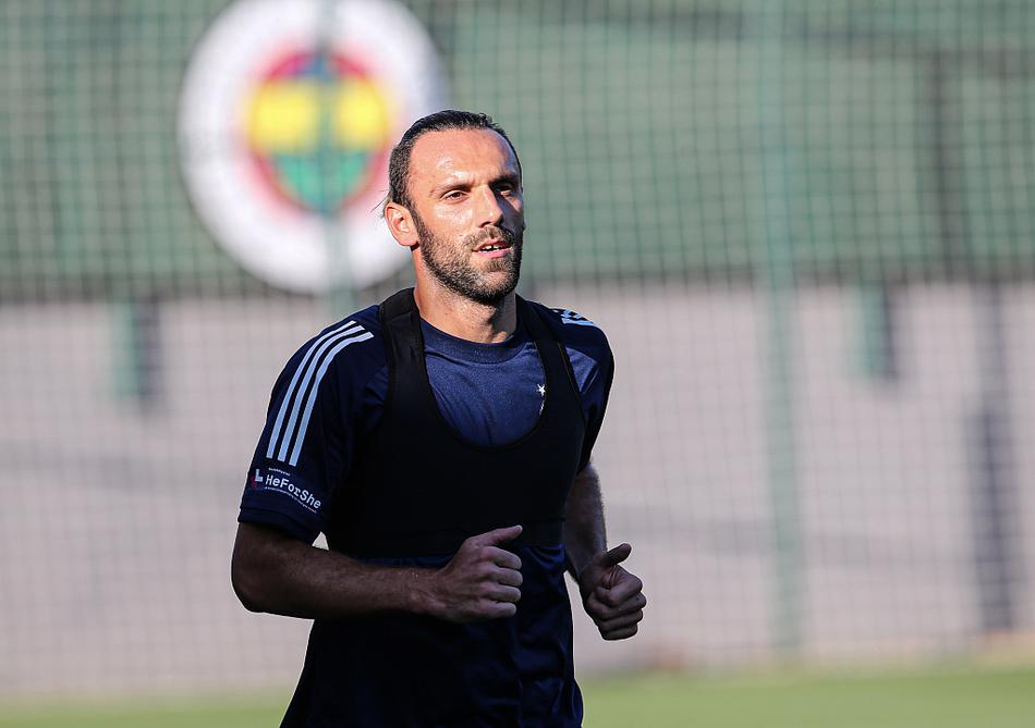 世體：德科博揚航班取消繼續處理轉會(huì )，副總監尤斯特參加歐冠抽簽Eagle                                                                2