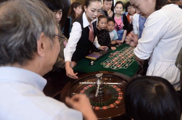 [流言板]智者韋斯特！步行者官方祝福大衛