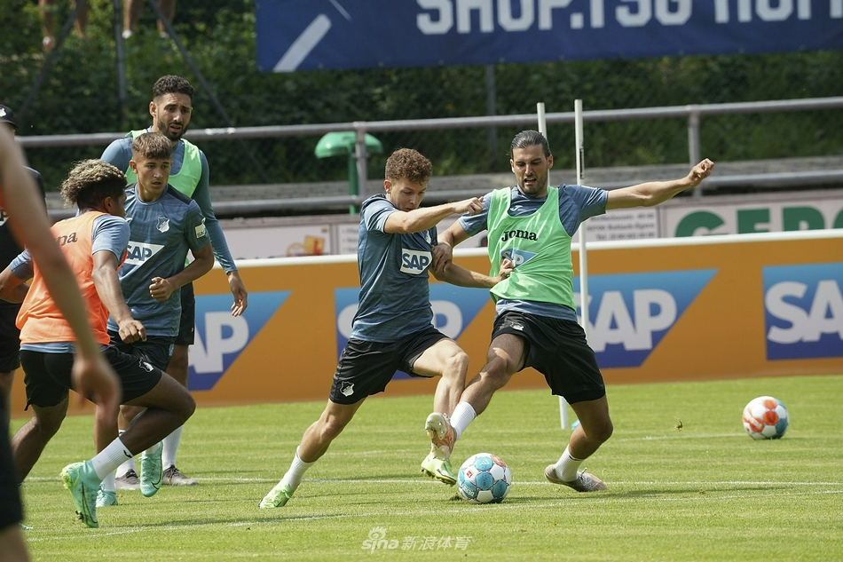 杰克遜首秀數據：1次射門(mén)，1關(guān)鍵傳球，預期進(jìn)球0.04，評分6