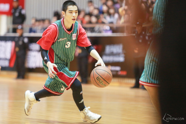 凱恩：若遭遇種族歧視英格蘭球員將選擇離場(chǎng)；不后悔去拜仁