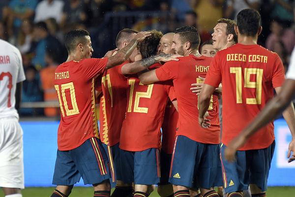 斯卡洛尼：對方球員的身體素質(zhì)強悍 感謝安哥拉民眾的熱情接待木子                                                                2025-