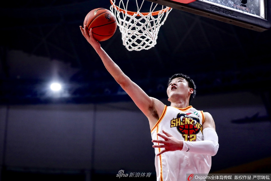 ESPN：厄德高和薩卡均因傷無(wú)緣出戰畢巴，兩人未參加周一訓練