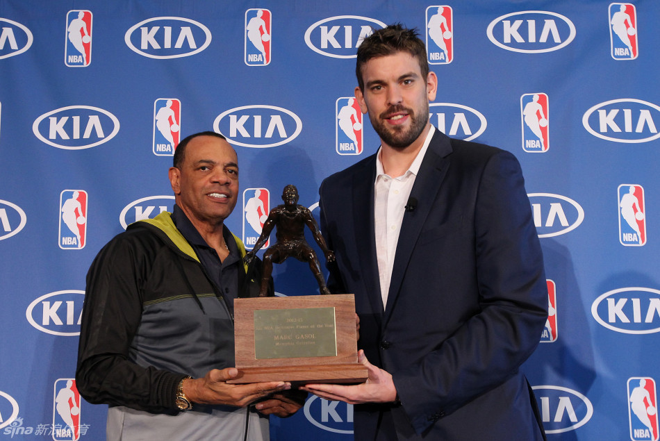 辛納奪冠后官宣戀情，其女友哈薩諾維奇是一位丹麥模特