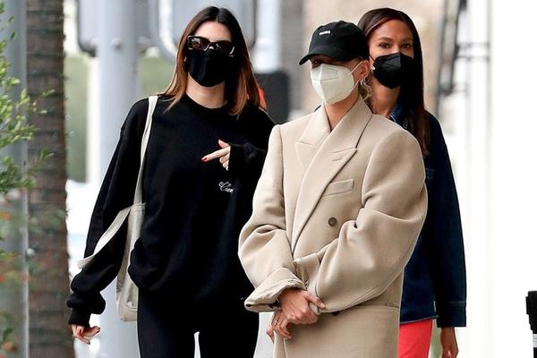 咸魚(yú)之王每月禮包怎么氪金劃算？在游戲咸魚(yú)之王中每個(gè)月都會(huì )有禮包供玩家購買(mǎi)，許多小伙伴好奇每個(gè)月的禮包都有哪些？不同氪度的玩家怎么選擇比較好？那么接下來(lái)就和九游小編一起具體了解下《咸魚(yú)之王》每月禮包氪金