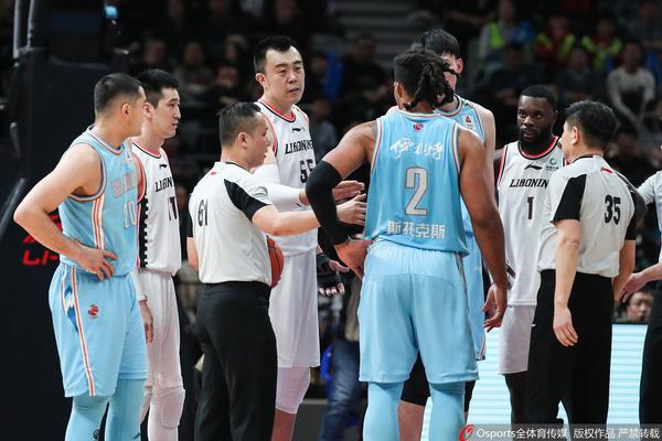 加時(shí)沒(méi)頂??！鵜鶘10人輪換皆有得分入賬 其中8人上雙