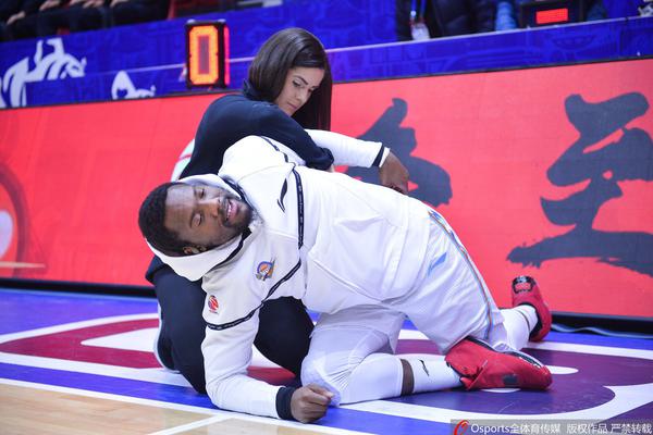 ??勇士本場(chǎng)投籃命中率僅33% 創(chuàng  )科爾治下球隊主場(chǎng)最低值