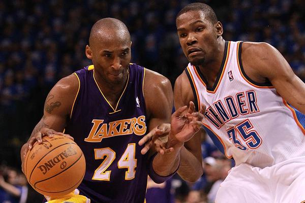 直播吧9月30日訊 今天，雄鹿當家球星字母哥參加了球隊媒體日活動(dòng)。字母哥確認今夏曾評估未來(lái)去向，他說(shuō)道：“我整個(gè)職業(yè)生涯都在說(shuō)同樣的話(huà)。我希望在一支能夠讓我有機會(huì )贏(yíng)得總冠軍的球隊效力。這一點(diǎn)永遠不會(huì )改