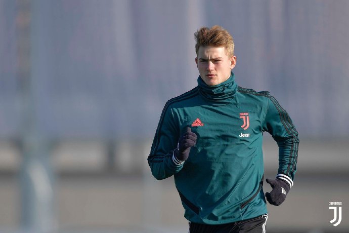 漢密爾頓：最喜歡內馬爾和維尼修斯；欣賞梅西的技術(shù)