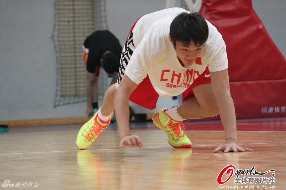 霍蘭：每個(gè)賽季都會(huì )秉持相同的心態(tài) 內心的堅韌永遠不會(huì )消失