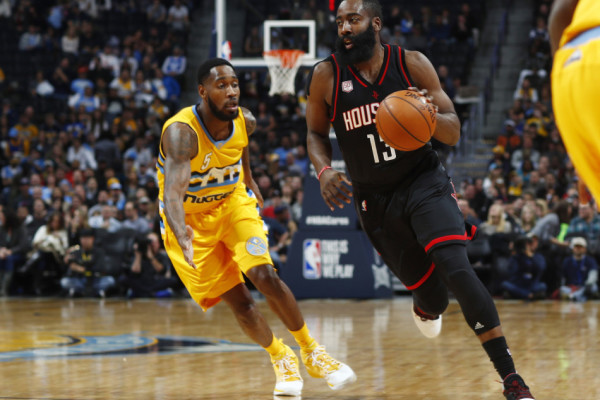 你是真練??！狄龍本賽季場(chǎng)均21分3板2助2斷 當他出戰時(shí)太陽(yáng)7勝3負