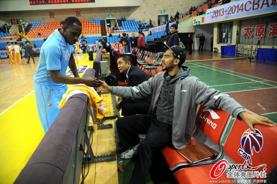 佩德里社媒慶祝勝利：艱難的比賽，距離第一個(gè)冠軍一步之遙