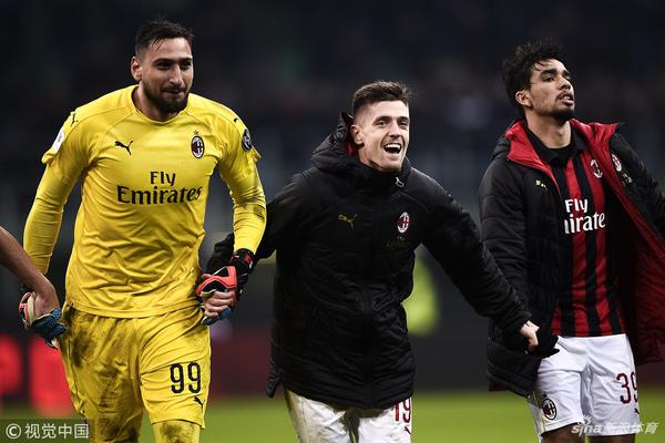 亨利談斯坦福橋慘案：人們忘了首回合點(diǎn)球，巴拉克本該被罰下兩次