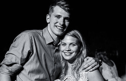 薩拉赫本場(chǎng)數據：2次射門(mén)0射正，全場(chǎng)1次對抗0成功&獲評7分