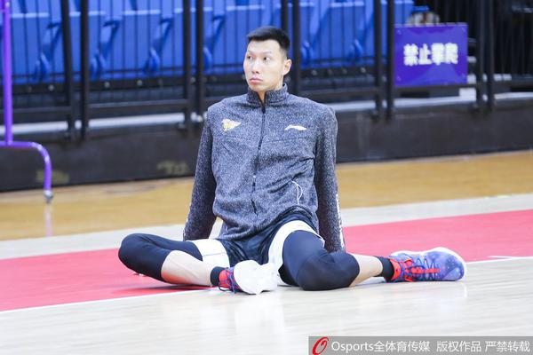 3次判罰不利于火箭！解說(shuō)：NBA承認我火被黑了 如果道歉有用的話(huà)
