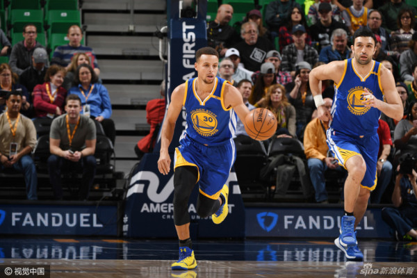 本賽季雷霆常規賽未輸給過(guò)東部球隊，騎士未輸給過(guò)西部球隊