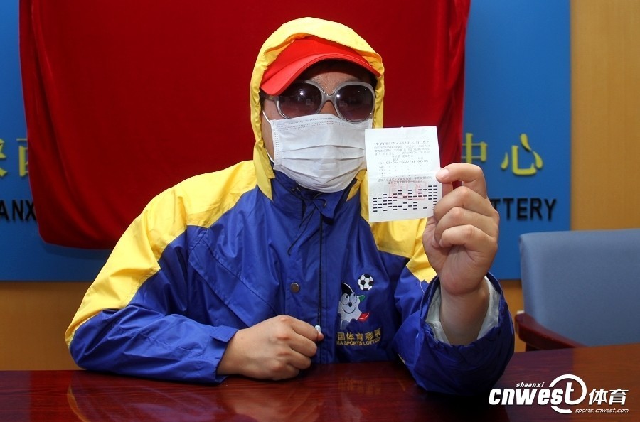 一傳一射！官方：福登當選曼城3