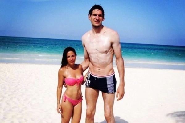 納尼觀(guān)戰利雅得勝利比賽，社媒曬與C羅合照：是時(shí)候拜訪(fǎng)老朋友了