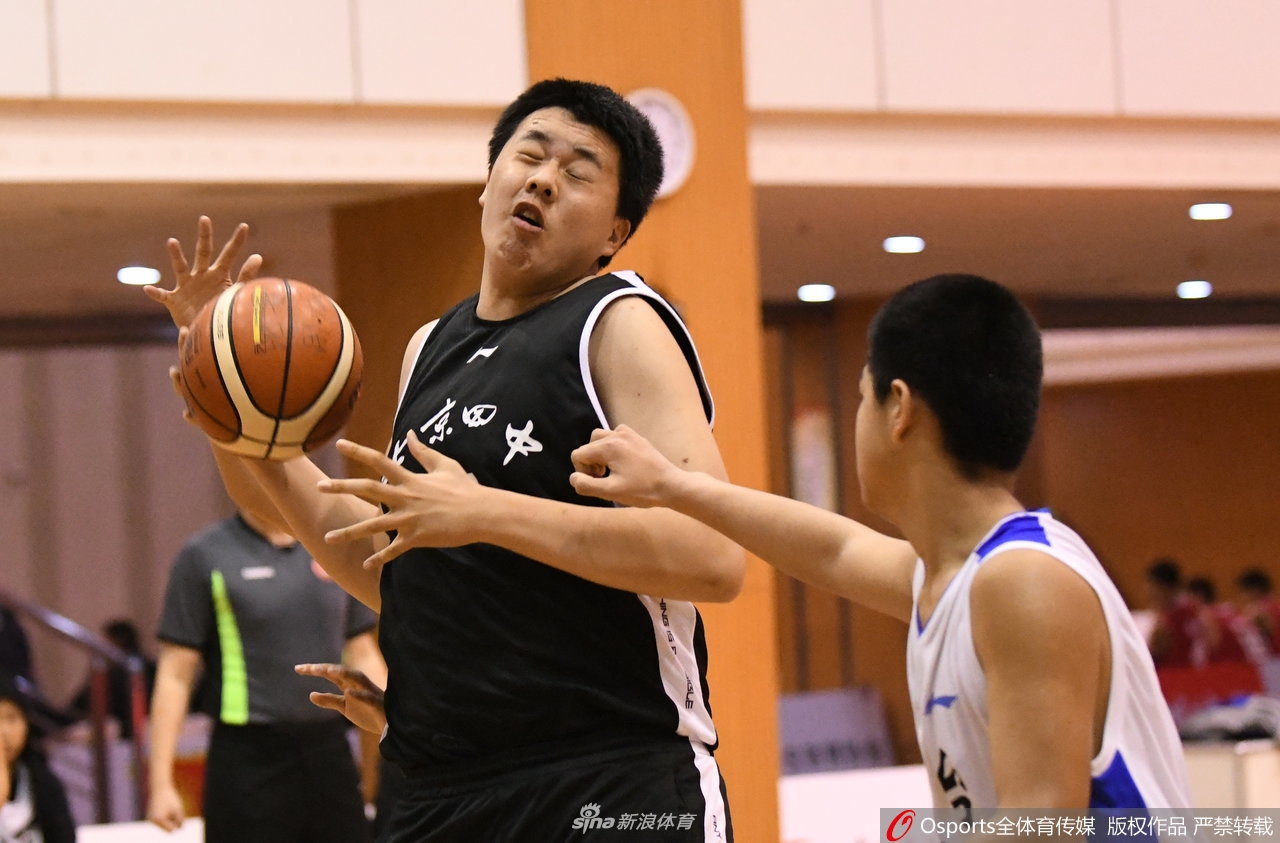 [流言板]2017年的今天戴維斯全明星狂砍52分，打破歷史紀錄并獲AMVP