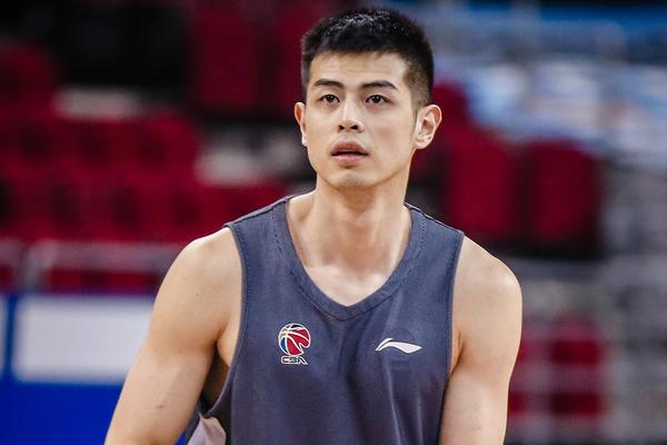 鳴潮源能機鋒武器介紹