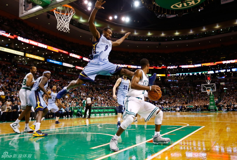 爐石傳說(shuō)深藍刃鱗龍人新卡解析 龍族大鑄劍師的穩健之選