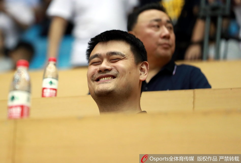 馬卡報：備戰曼城，雷耶斯的兒子被調入皇馬一隊參加訓練