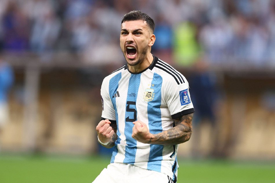 直播吧09月10日訊 著(zhù)名媒體Clutch Points利用其旗下記者Josh Eberley創(chuàng  )造的