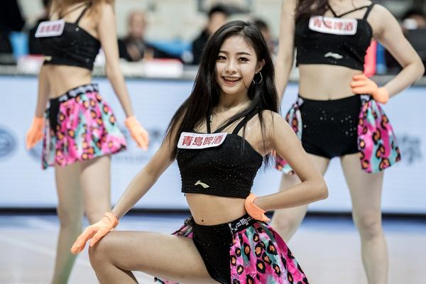 官方：武漢三鎮簽下球員鄭凱木、廖承堅