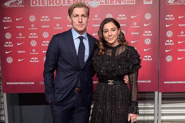 FIFA年度最佳女足門(mén)將候選：漢普頓、科爾、恩德勒在列