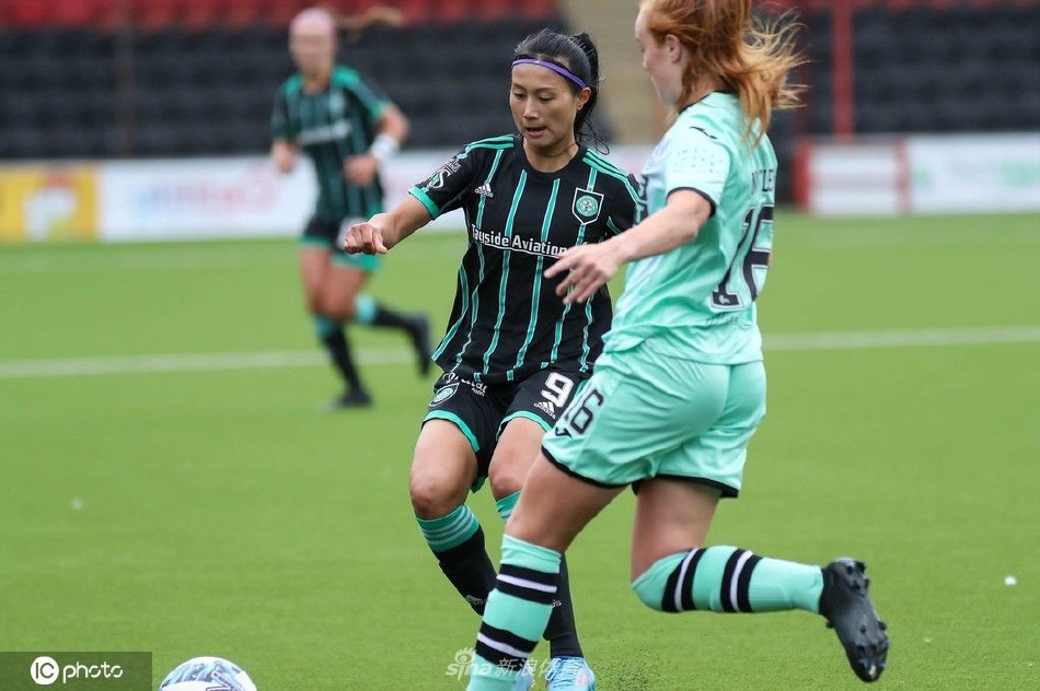 《陰陽(yáng)師》中的花鳥(niǎo)卷是一位SSR式神，花鳥(niǎo)卷屬于治療型式神，其治療能力極其強大，更加厲害的是花鳥(niǎo)卷的技能是集攻擊與治療一體！這說(shuō)明花鳥(niǎo)卷是很全能的式神，推薦大家使用，那么花花鳥(niǎo)卷到底怎么樣呢？下面來(lái)看