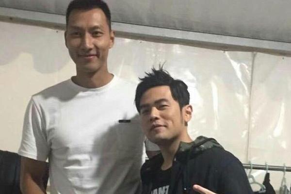 英錦賽：吳宜澤 vs 羅伯遜，國手揭幕戰要響，預測吳宜澤6