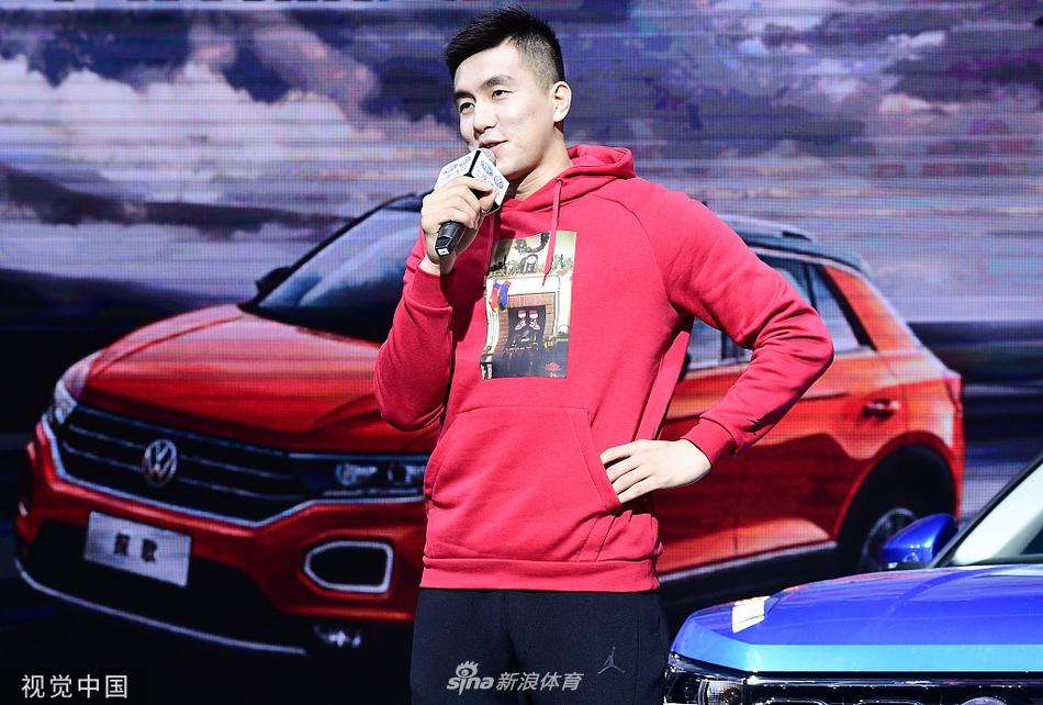 差點(diǎn)夢(mèng)幻開(kāi)局！埃澤小過(guò)頂秒傳 賴(lài)斯凌空打門(mén)被撲，丹索差點(diǎn)烏龍