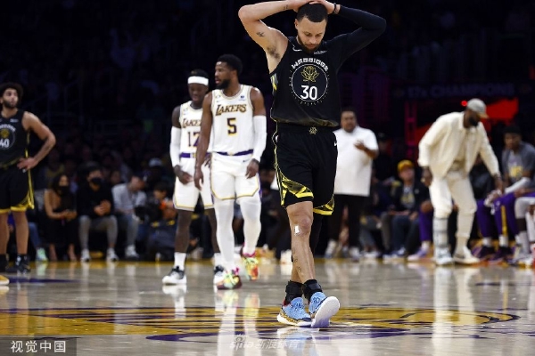 努涅斯本場(chǎng)數據：替補登場(chǎng)3射3正，2次錯失良機，評分6.4分