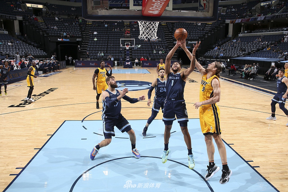 名嘴董路：國足無(wú)需請正規教練 只需請赤腳醫生 邵佳一接手不是時(shí)候