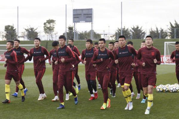 01月03日 NBA常規賽 籃網(wǎng)vs雄鹿 全場(chǎng)錄像回放