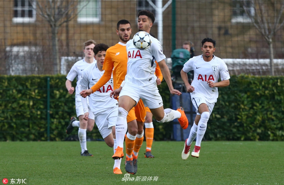 巴薩近9場(chǎng)聯(lián)賽每場(chǎng)至少丟1球 近8場(chǎng)聯(lián)賽僅拿6分