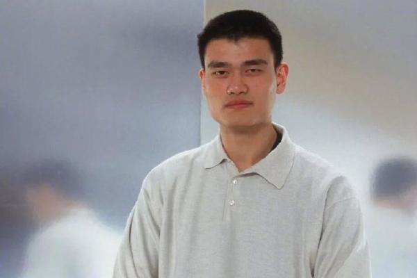 佩杜拉：羅馬愿意用多夫比克交換S-希門(mén)尼斯，但對方不愿離開(kāi)米蘭冰糖燉雪梨