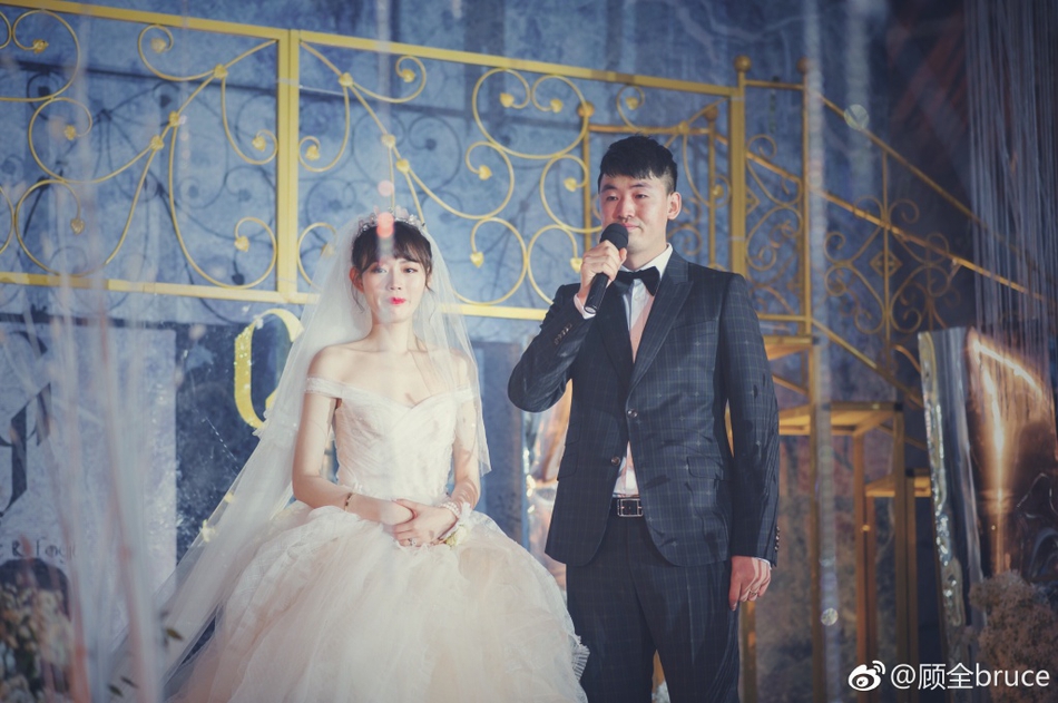 官方：前利物浦球員格魯伊奇加盟雅典AEK