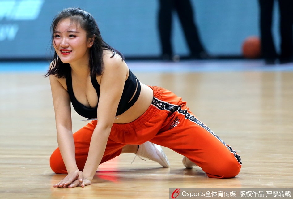 中國女子籃球聯(lián)賽俱樂(lè )部座談會(huì )在西安召開(kāi)，新賽季擬增加杯賽