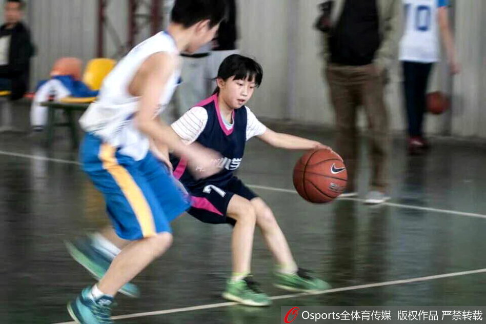 本季約基奇每次單打得1.27分&高于平均0.33分 皆創(chuàng  )近20個(gè)賽季紀錄