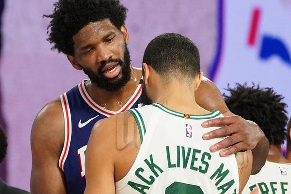 迪馬：科莫也有意引進(jìn)拉什福德，愿意滿(mǎn)足球員薪資要求