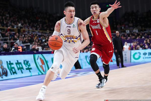 原神菲林斯用什么武器好
