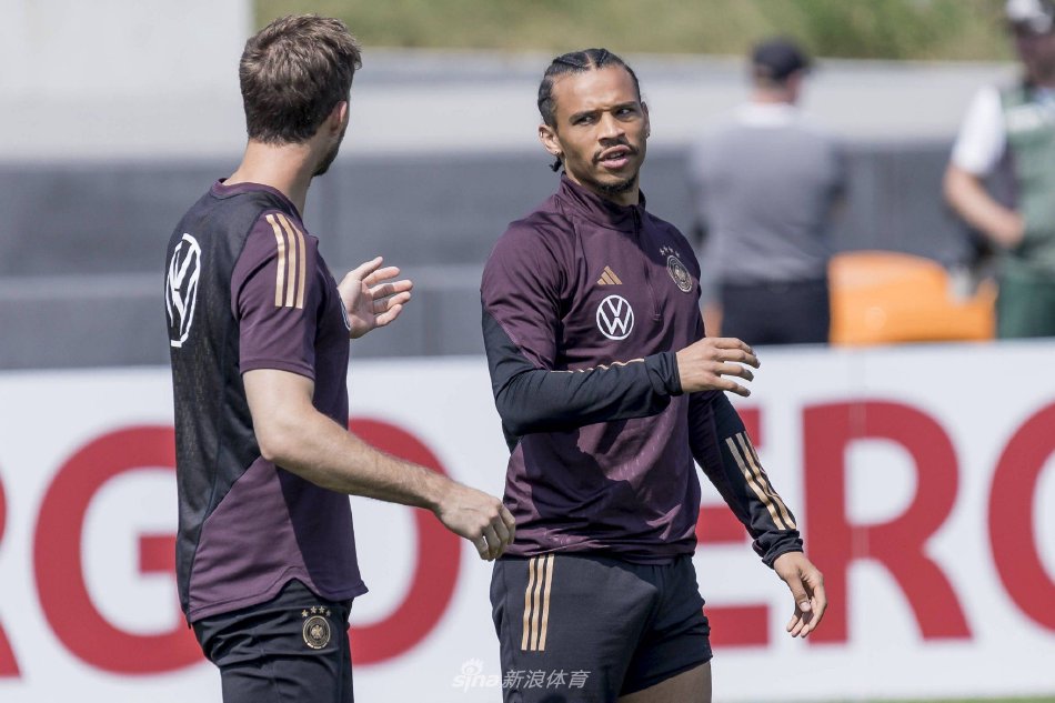 郵報：如果未能簽下馬倫，維拉有意引進(jìn)米蘭邊鋒丘庫埃澤